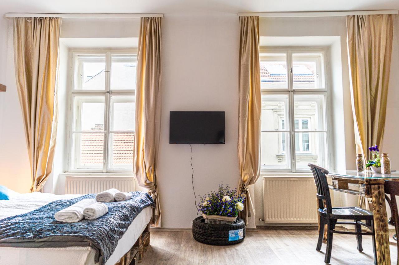 2Br- Available In Lockdown & Perfect For Longstays Vienna Exterior photo